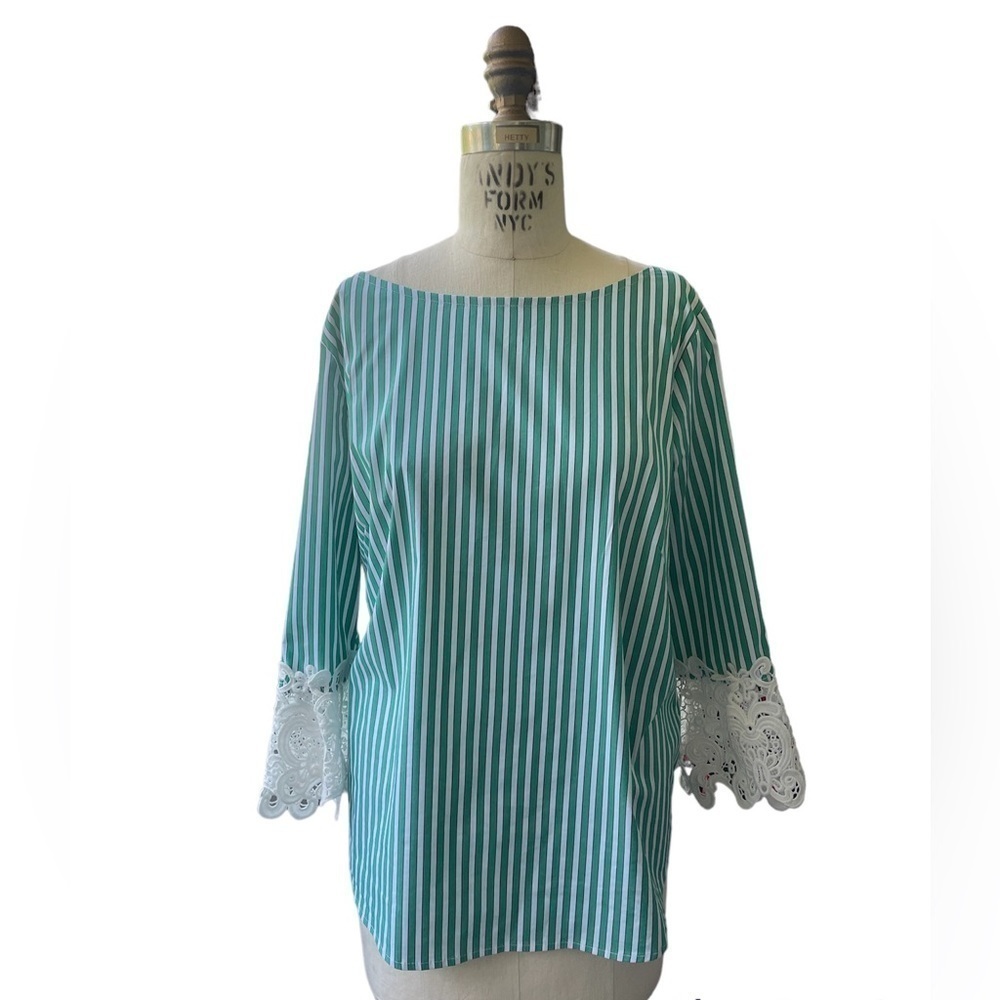 Liz Claiborne Career Top with Lace Detail | Size Large